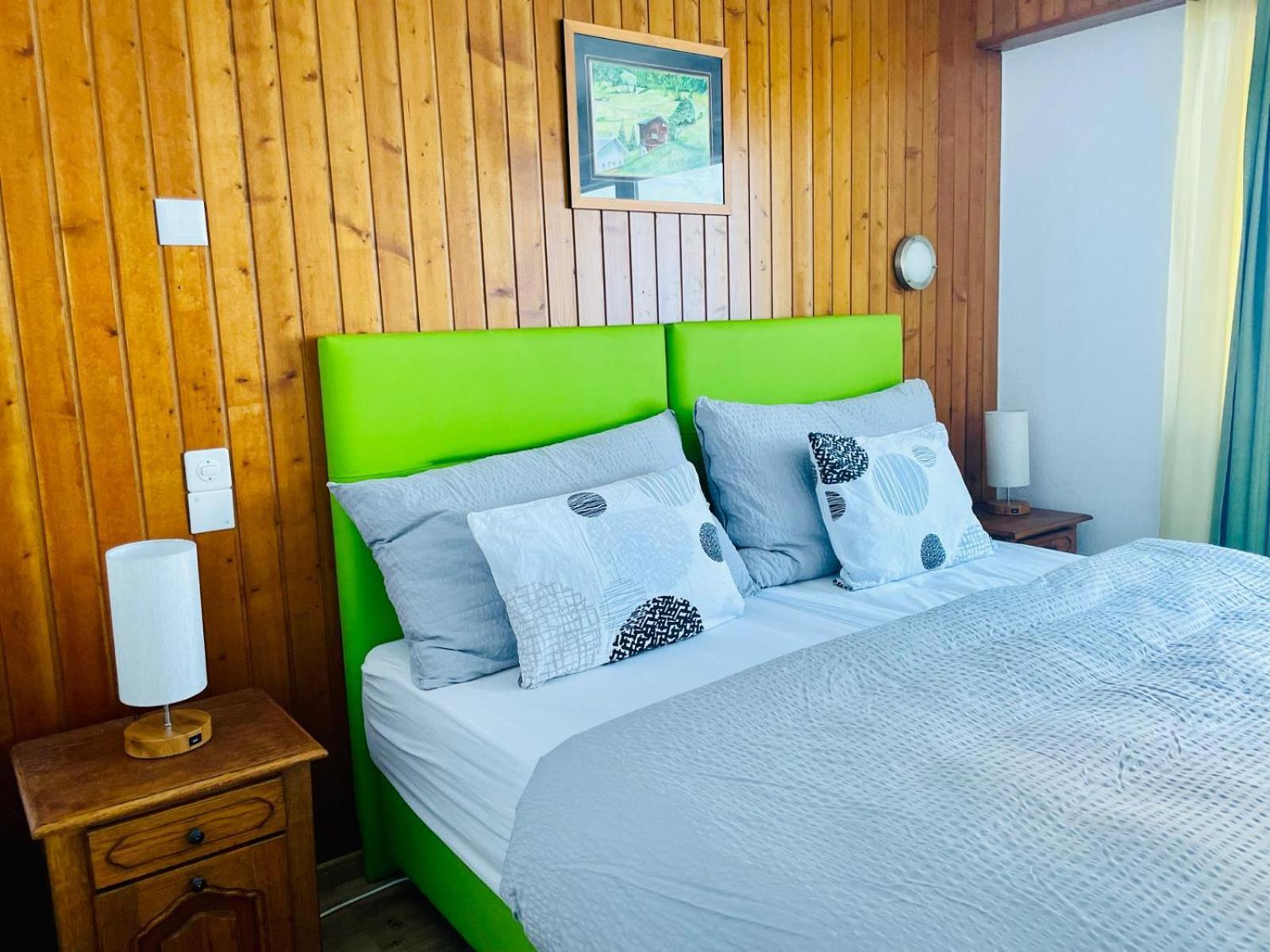 Auberge les Charmettes Bourg-Saint-Pierre Extérieur photo